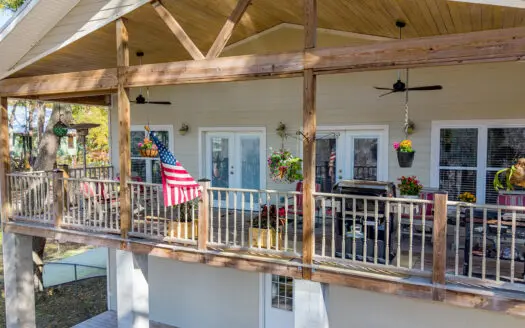 Beautiful Santa Fe River House For Sale in Fort White, FL