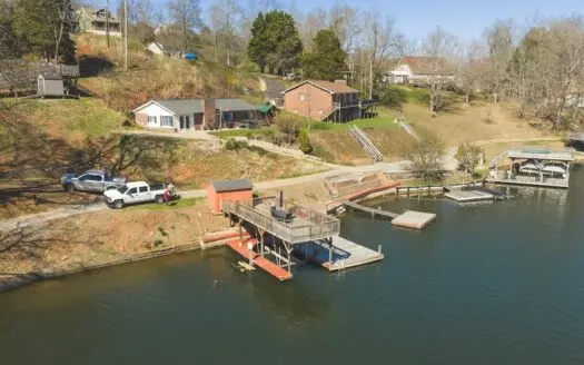 Brick Ranch on Claytor Lake for Sale at Auction