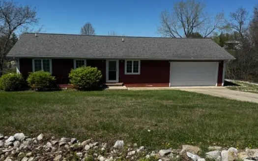 Lake Thunderhead Waterfront Home For Sale