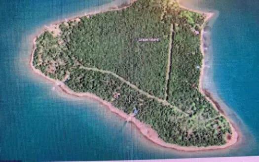 Waterfront lot in Potagannissing Bay in view of Drummond Island