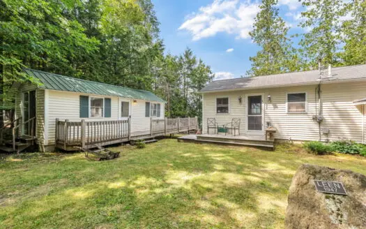 Bungalow At Waters’ Edge – Cold Stream Pond