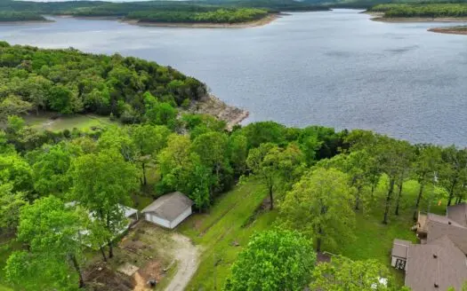 Lakefront Double Wide Mobile Bordering Corps on Bull Shoals Lake