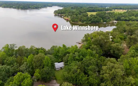Lake Winnsboro Waterfront Fixer Upper – Wood County – East Texas