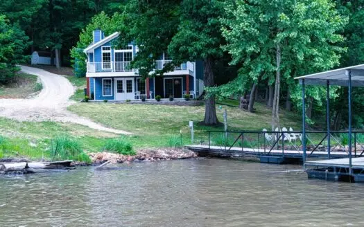 Lakefront 3Br Home & Boat Dock & Garage