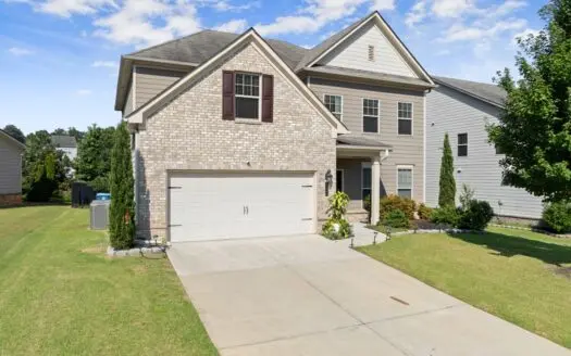 Lakefront home in Buford GA – Only $560,000