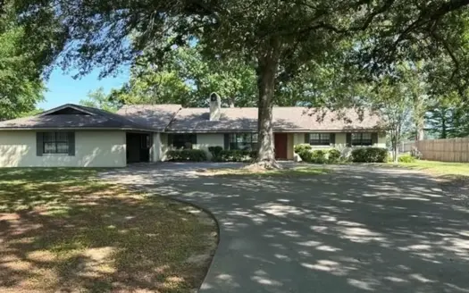 Lake Bruin Waterfront Home For Sale