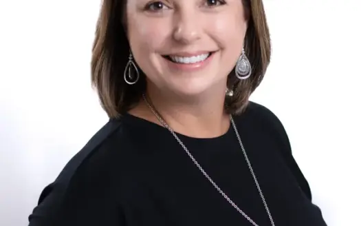 agent profile picture for Jennifer Wilkerson on waterfront properties website