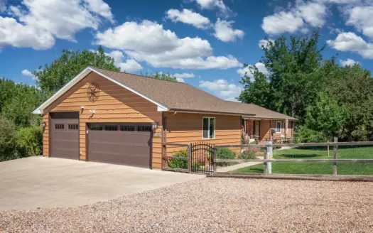 Riverfront, fishing homes for sale on acreage in Ft. Collins CO