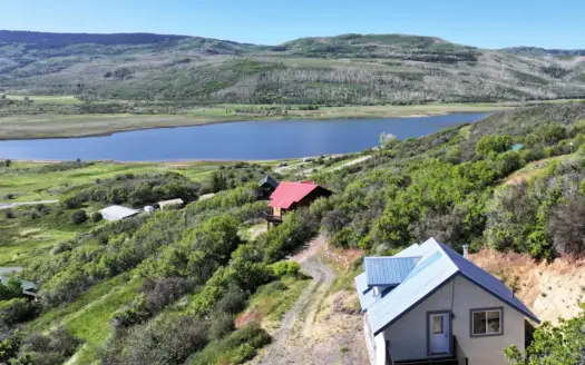 Lakefront Mountain Property For Sale