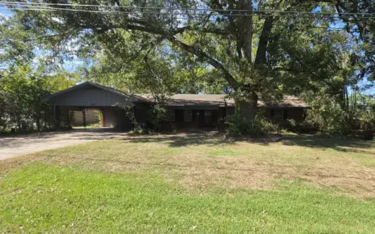 Waterfront Home In Monroe La