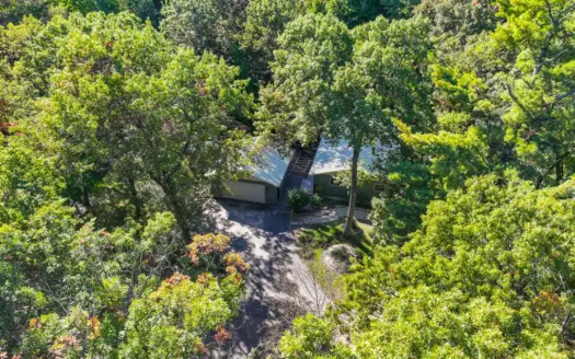 Waupaca Chain O’ Lakes Home For Sale – Deeded Otter Lake Access